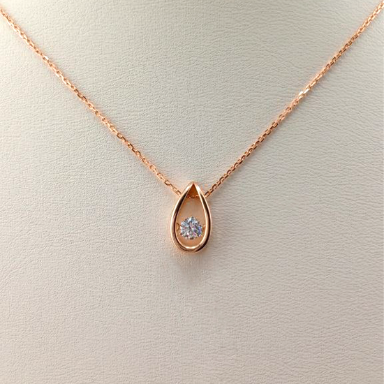 Изображение Золотой подвес с фианитом