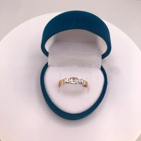 Изображение Золотое кольцо с фианитами