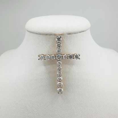 Изображение Золотой крестик с бриллиантами