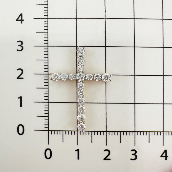 Изображение Золотой крестик с бриллиантами