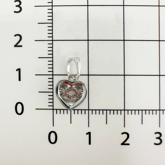 Изображение Золотая подвеска с бриллиантом "Сердечко"