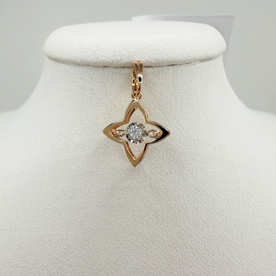 Изображение Золотая подвеска с бриллиантом "Звезда"